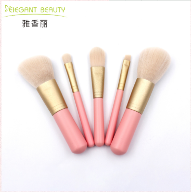 化妝刷有哪些常見(jiàn)的材質(zhì)？
