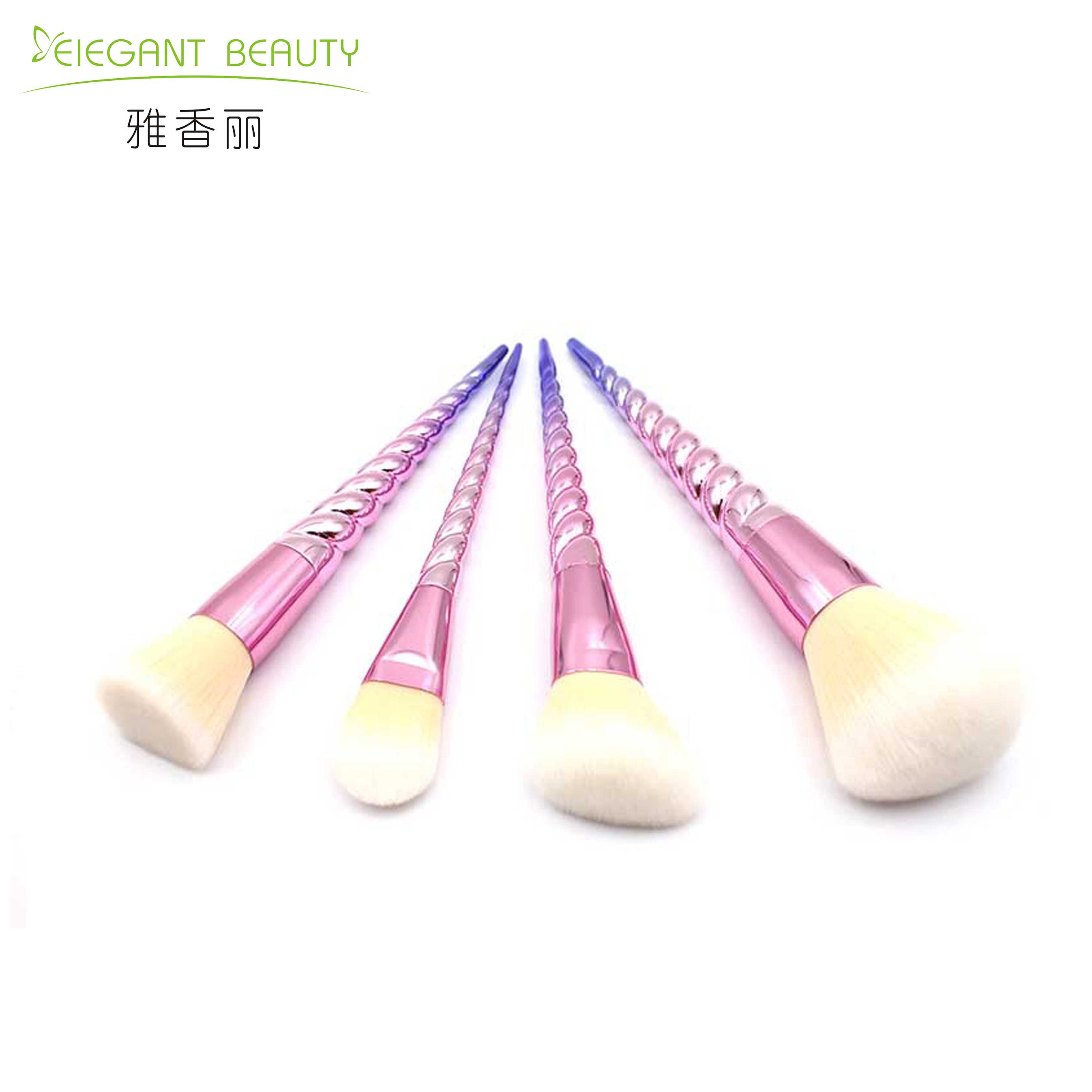 一套化妝刷可以用幾年？