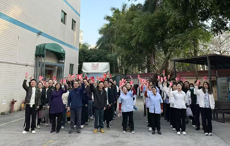 春節(jié)的喜慶氣氛仍未消散，新的征程已然拉開(kāi)序幕。雅香麗今日正式開(kāi)工啦??！